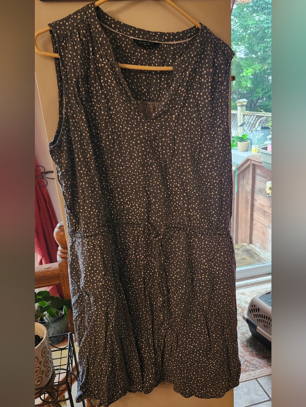 Sleeveless Blue and White Flower Dot Drawstring Dress